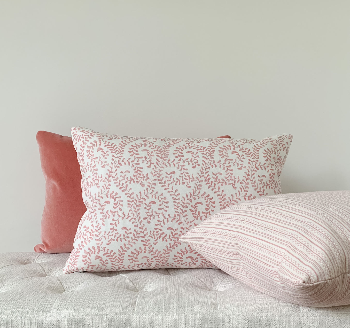 Vine Pillow - Pink