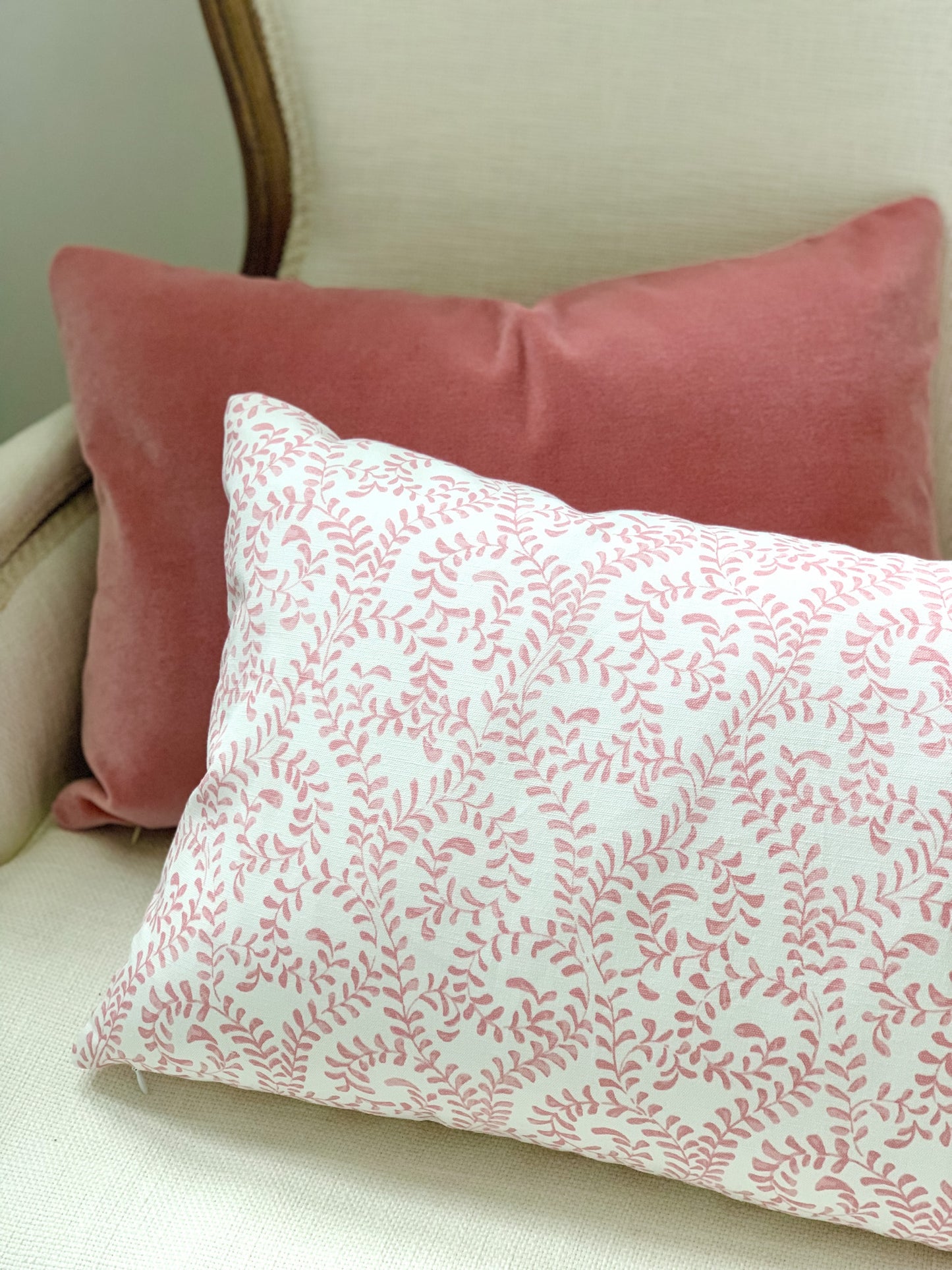 Vine Pillow - Pink