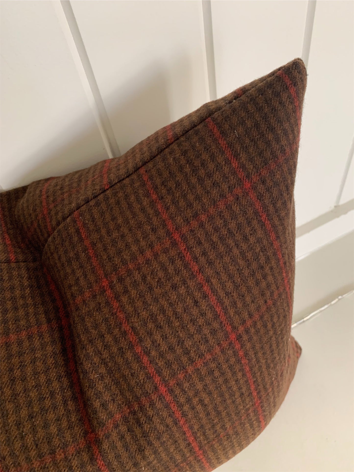 Houndstooth Wool Pillow - Mocha